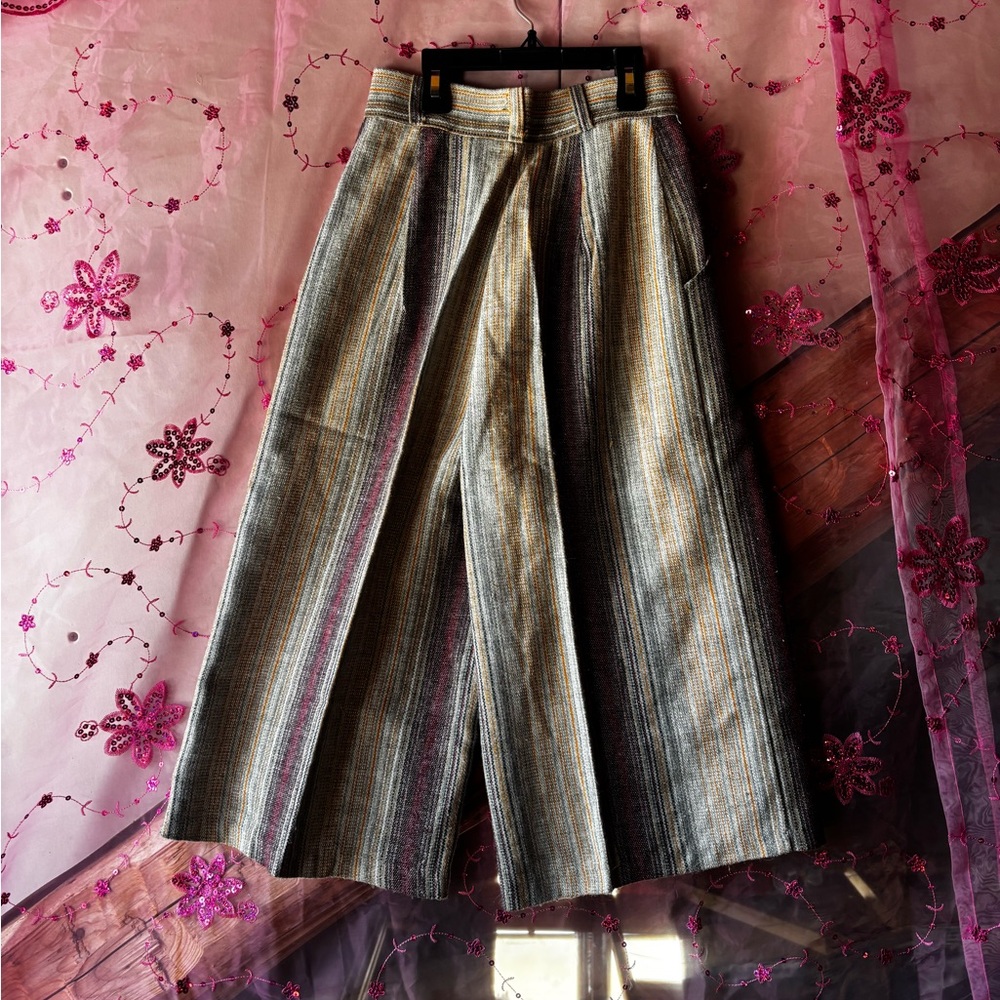 Striped Vintage Capris - Picture 2 of 5